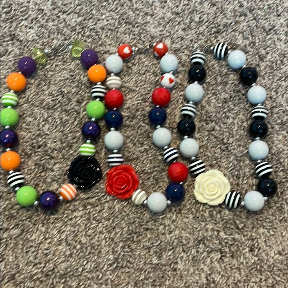 Girls bubblegum necklaces